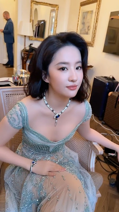 250520 | Liu Yifei attending Bvlgari Polychroma High Jewelry and High-End Watches Collection Show
