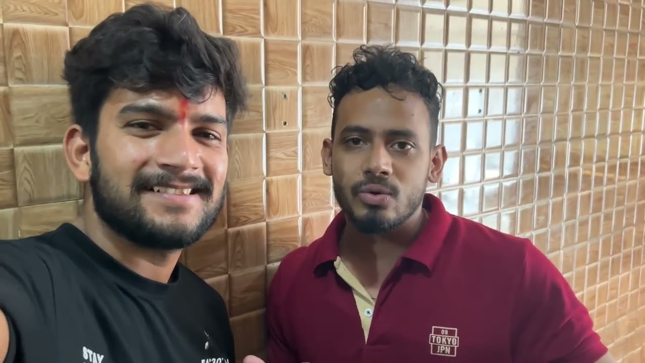 3k❤️ Subscribers Complete Hone Par Kata Cake🎂Kiya Khubsara Enjoy🥰🥳#vlogging #dailyvlog #168 #like 