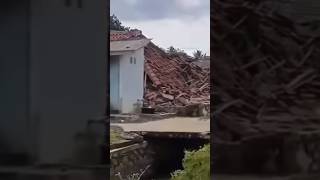 Powerful earthquake M6.5 in Brazil