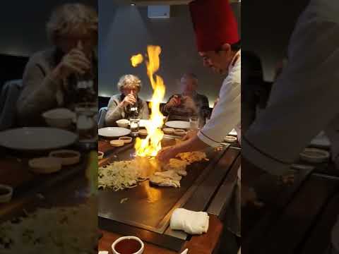 Vidéo: L'histoire De Benihana, Le Restaurant Japonais De Renommée Mondiale