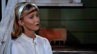 Olivia Newton-John sings "Hopelessly Devoted to You" (VERY good!)