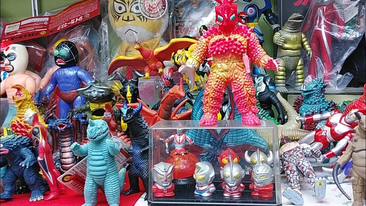 ソフビの聖地でレアなソフビをゲット！近江屋さん最高！ - YouTube