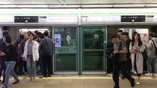 【韓国】 釜山都市鉄道2号線　西面駅　부산 도시철도 2호선　서면역　Busan Metro Line 2 Seomyeon station, Korea　(2019.9)