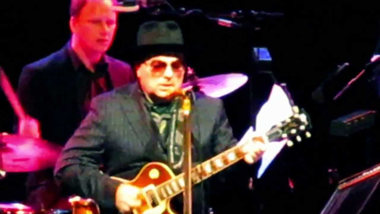 Van Morrison Live in Belfast, Freeman Concert - YouTube