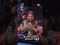 Shreya Ghoshal ko hua set par pyar lg gyi phone mai | Indian idol 15 shorts video