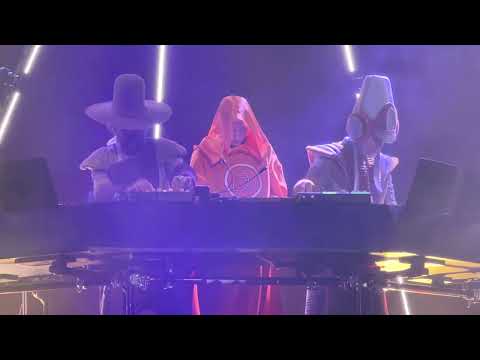 Royksopp - This Time, This Place (25.2.2023)