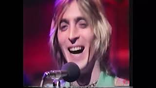 Watch Mick Ronson Play Dont Worry video