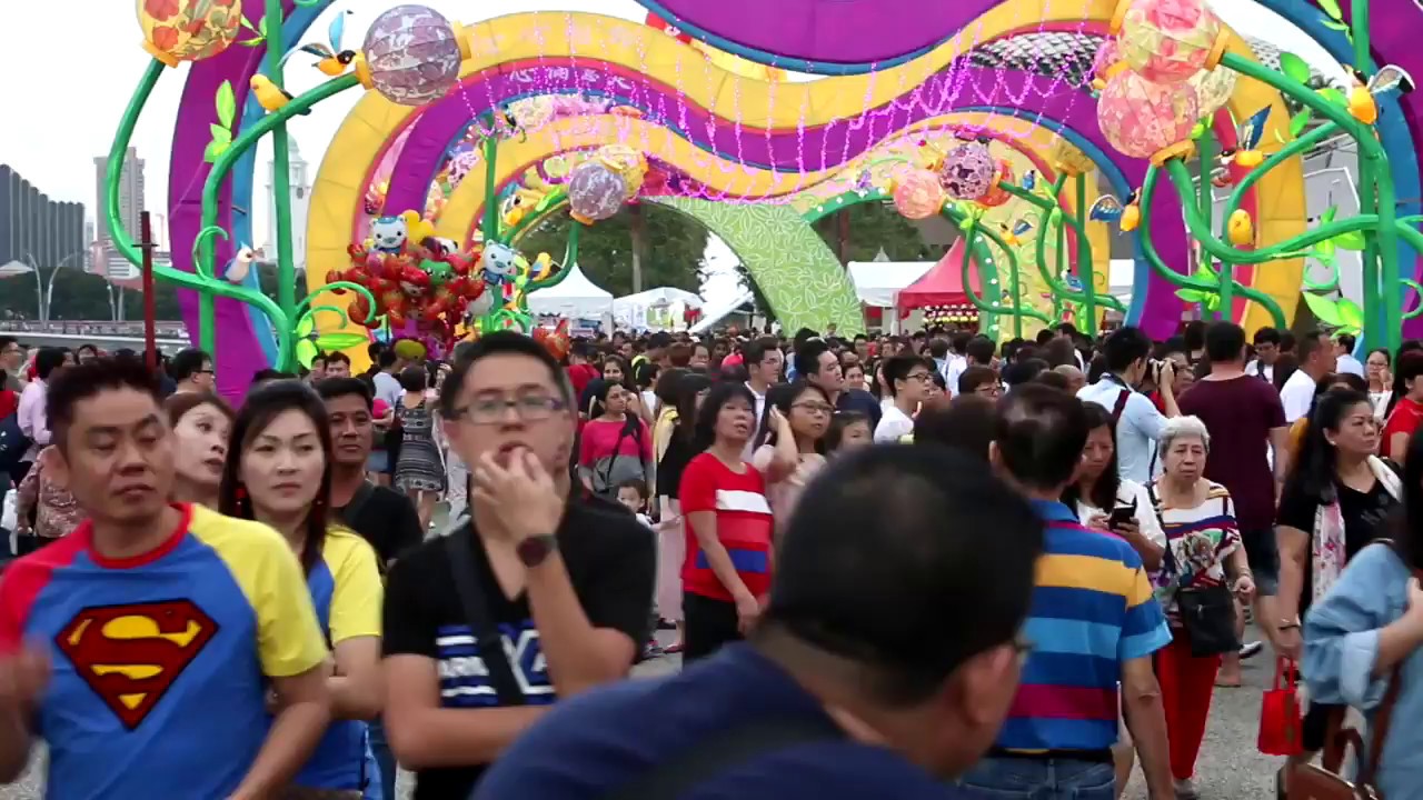 Chinese new year in Singapore - YouTube