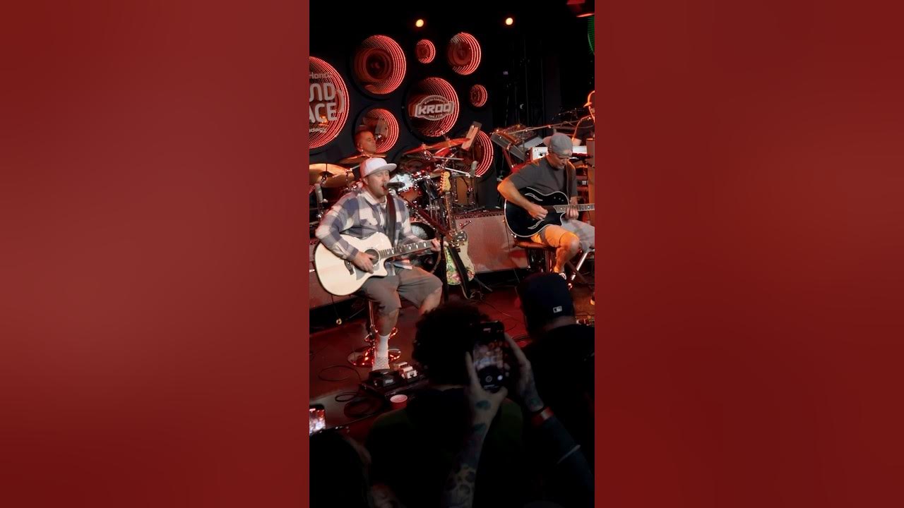 Had an epic time with our friends at KROQ jamming our new tune “Step Into The Sun” and more! ☀️ Had an epic time with our friends at KROQ jamming our new tune “Step Into The Sun” and more! ☀️