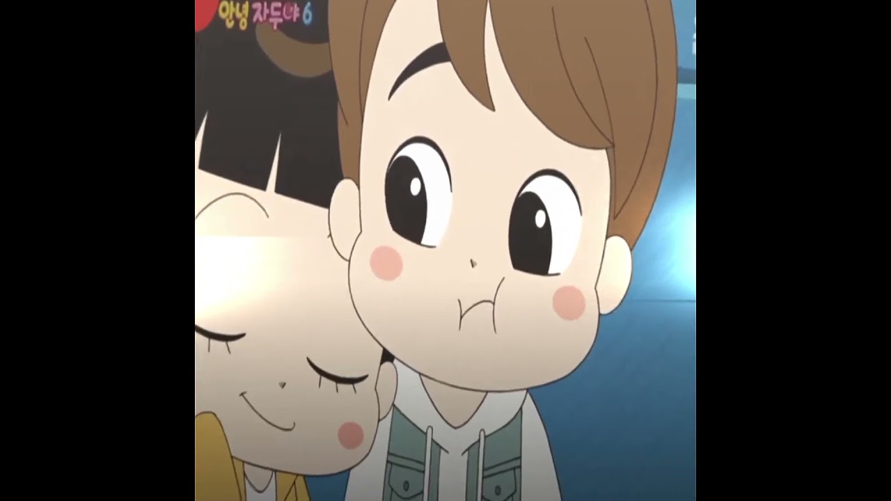 HAYOLOH SENYUM-SENYUM SENDIRI 