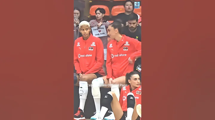 Melissa Vargas Notices 😳 Something Fishy 🔥 #viralshorts #sportsmoments #trending