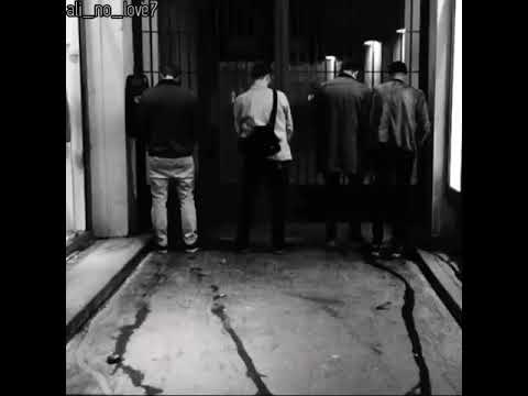 ریدن تو دیوار مرده