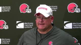 Browns coaches still looking to solve their issue at right guard