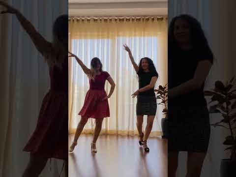 طرفداران رقص ایرانی دستا بالا       