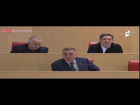 სამხარაულს რუსთაველზე კარვები აწუხებს