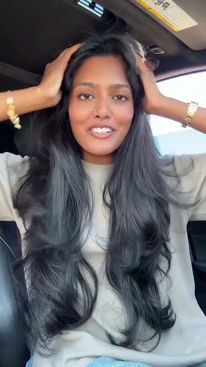 love a good curtain bang🫶🏽 hair by @stylezbymelanie outfit details: @zara top & jeans @oldnavy