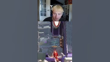 NEVER Try To Zip When Mande Has A Bow...