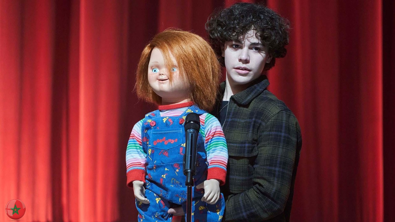 دمية بريئة الشكل 👁️🧸 تخفي بداخلها قـ اتلًا متسلسل لا يرحم! 😨🔪| ملخص مسلسل CHUCKY بالدارجة