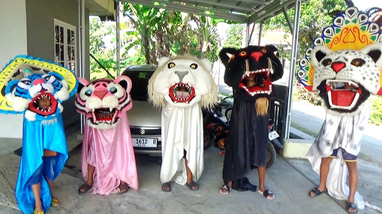 Lima barongan warna warni, Kedatangan tamu dari demak mangunjiwan