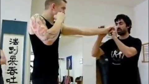 Selim Bugur teaches JKD & Panatukan in Prag_01