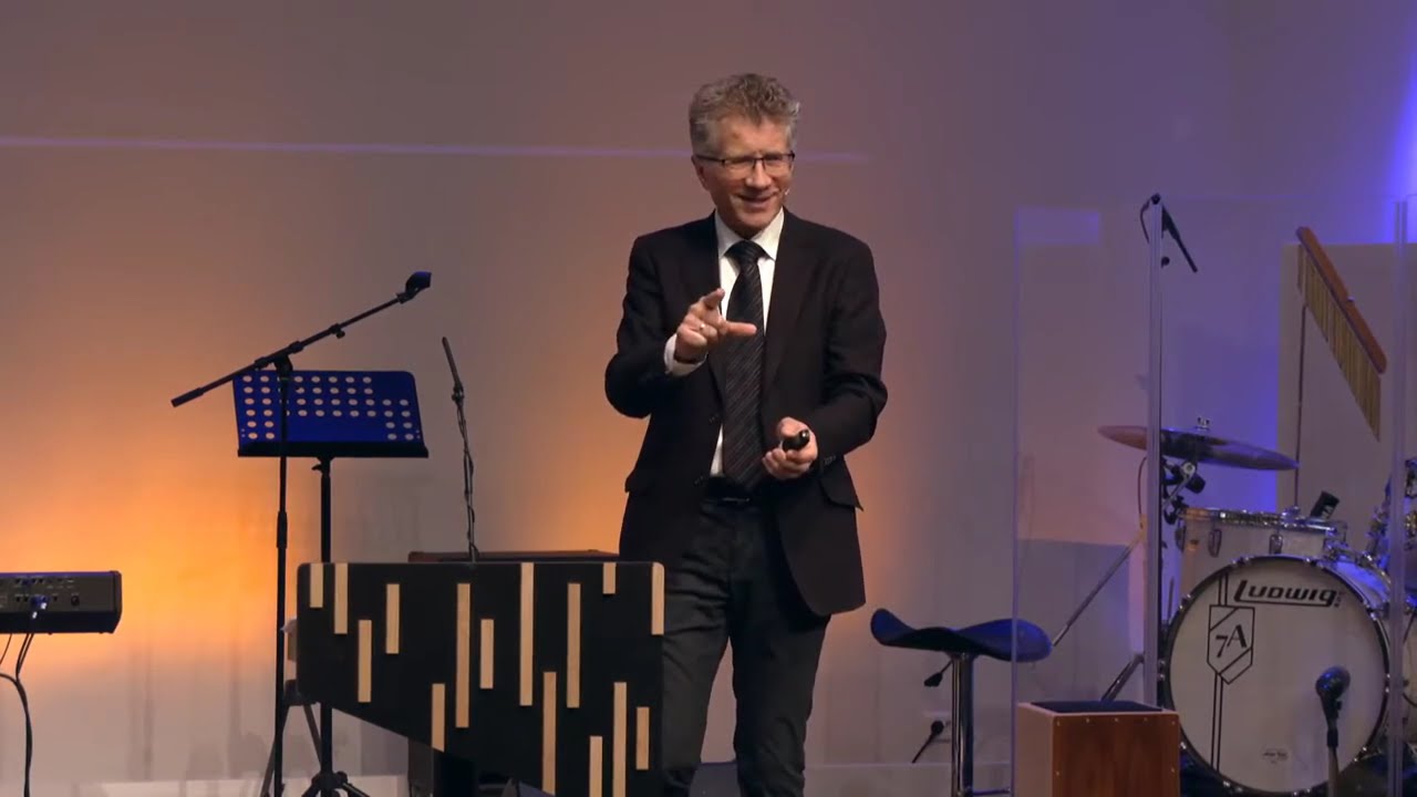 Talen 28.08-26 med Reidar J. Kvinge: Menigheten, en familie i urolige tider.