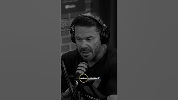 CRISE FINANCEIRA NO RELACIONAMENTO - RENATO CARIANI | Motivação Bodybuilding #shorts