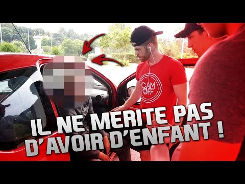 Vidéo: S'il y a un enfant dans la voiture