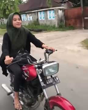 Rx king VS Cewek hijabers..