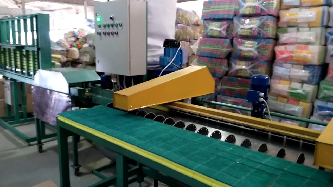 полирующая черная губка для кухни. набор губок с абразив пов. черная силиконовая губка для посуды. станок для изготовления губок для мытья посуды. реклама губок для мытья посуды.