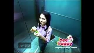 Jollibee Coleslaw Burger TVC [2002]