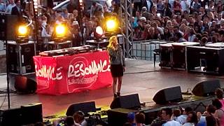 Louane - Jour 1 - Live