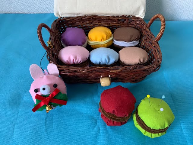 マカロン様 うさぎ 羊毛フェルトストラップ