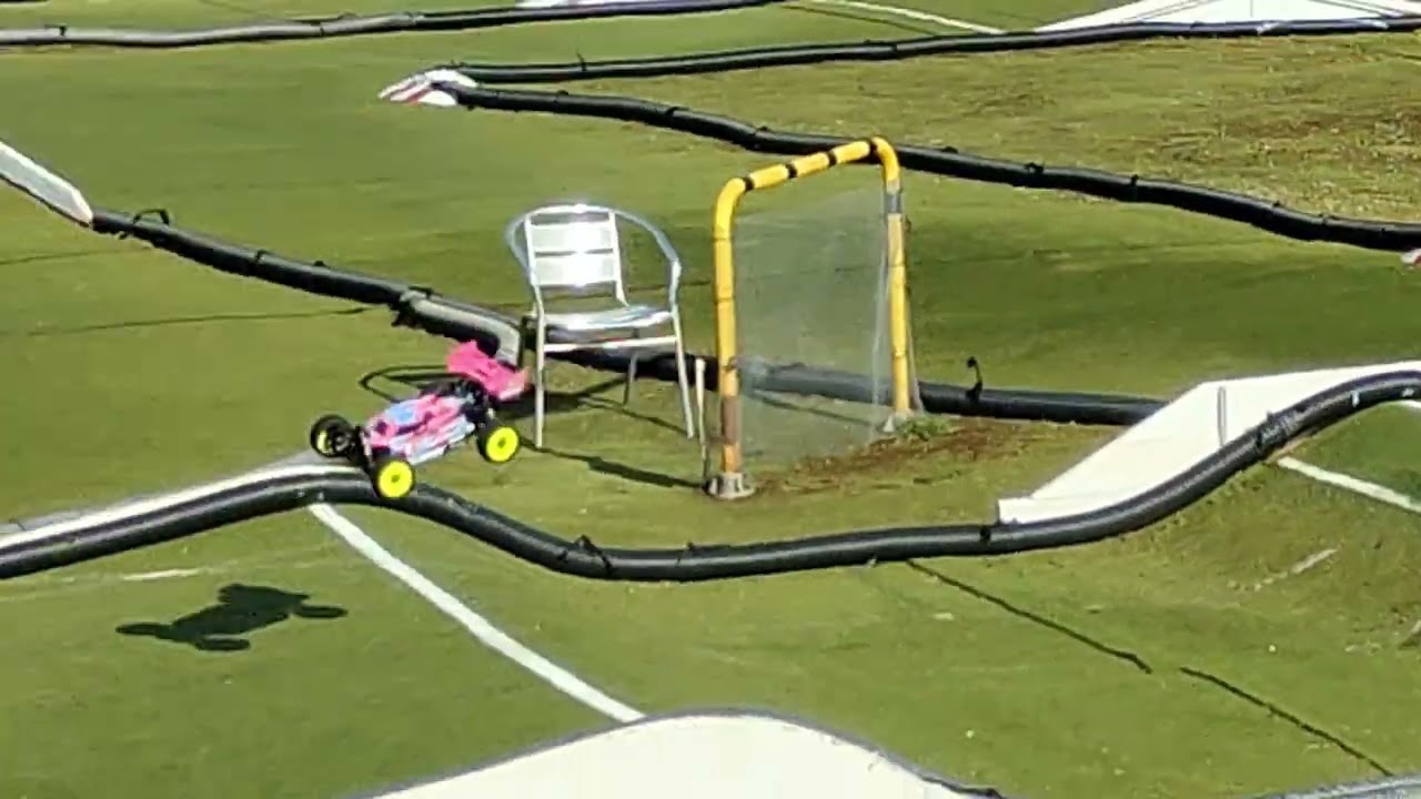 Adur Model Car Club. Off Road Winter Series. Round 7. 1/8th Round 1 Heat 2. 9/3/2025