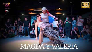 Romeo Santos - Héroe Favorito | Magda y Valeria