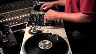 Numark M6 DJ Mixer Test