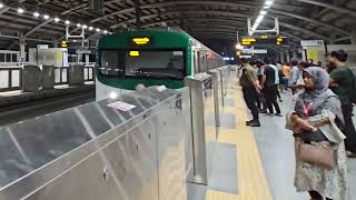 Metro Rail @Dhaka, Mirpur, Pallabi Station Arrival and Stop | Mesmerising Metro Train Experience!