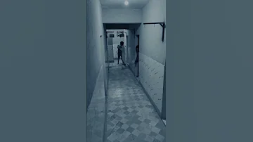 Shorts هجمو علية وحوش الزومبي رعب 