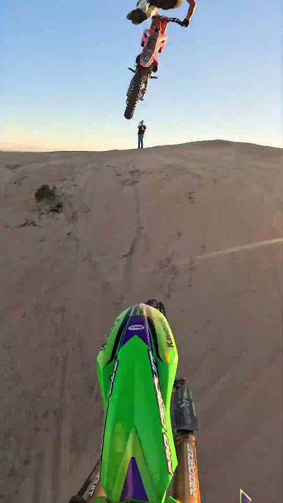 GoPro: Axell Hodges and friends followcam in the desert with massive hits.