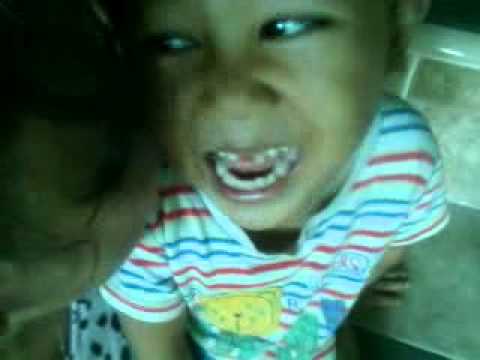 Bayi ketawa lucu YouTube Bayi ketawa lucu YouTube