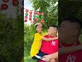 FunFun TV: Hubba Bubba Candy Eating Challenge