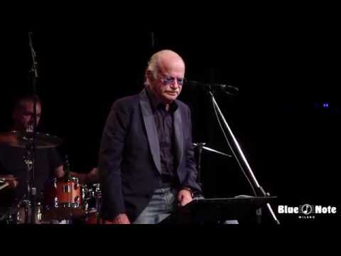 Gino Paoli - Sapore di Sale - Live @ Blue Note Milano - YouTube