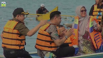 Bupati Jepara Witiarso Utomo Panen Raya Rumput Laut di Perairan Bondo Kecamatan Bangsri