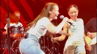 Sigrid & Griff - Head on Fire - Los Angeles 2022