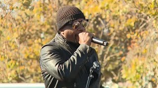 Raw: Hitmaker MC Hammer speaks at Tupac Shakur Way dedication