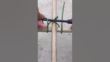 A good way to tie a cross wooden frame with wire