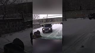 Лучшая реакция на дтп 😱 🚙