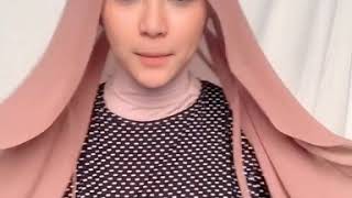 Tutorial Hijab Pashmina Glitter Untuk Wisuda