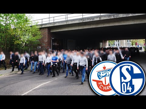 Schalke - Hansa: Auseinandersetzung zwischen Hunderten Schalke- und Rostock-Fans