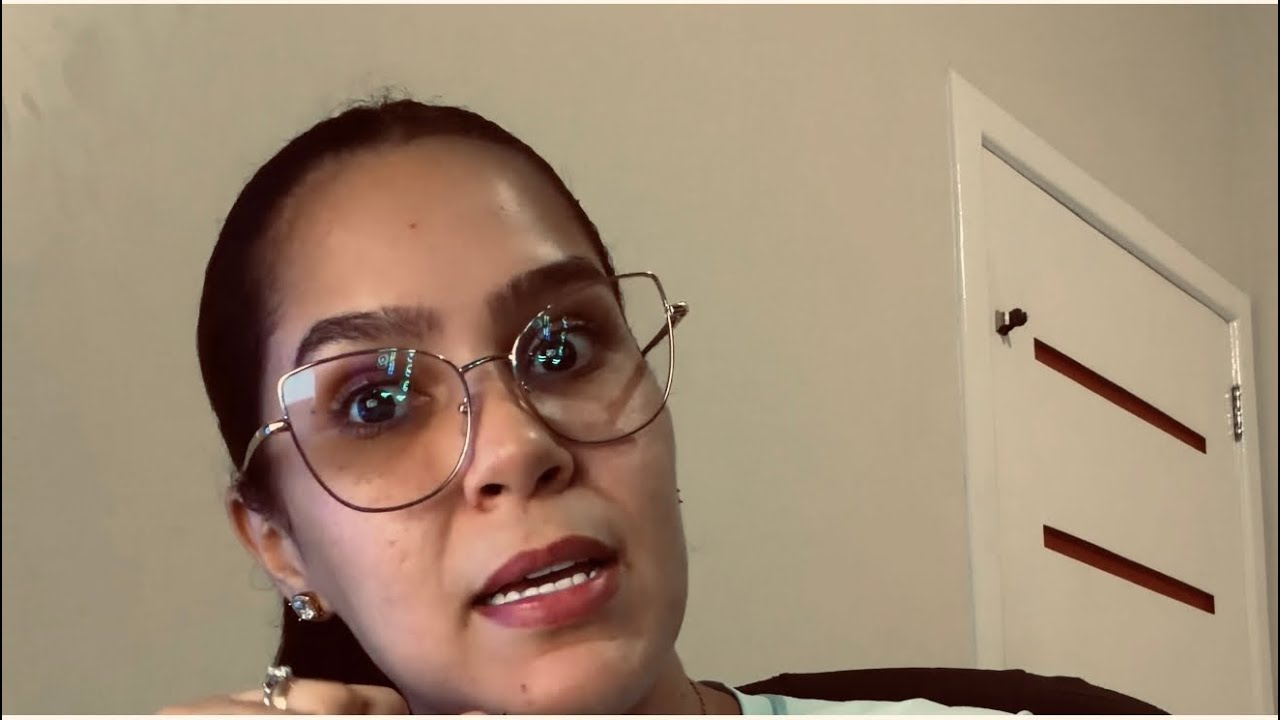 MINHA AMIGA DORMIU NA MINHA CASA ENQUANTO EU NÃO ESTAVA 