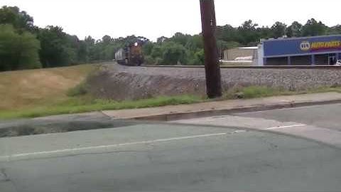 [CSXT] Local train in Montezuma, Ga.